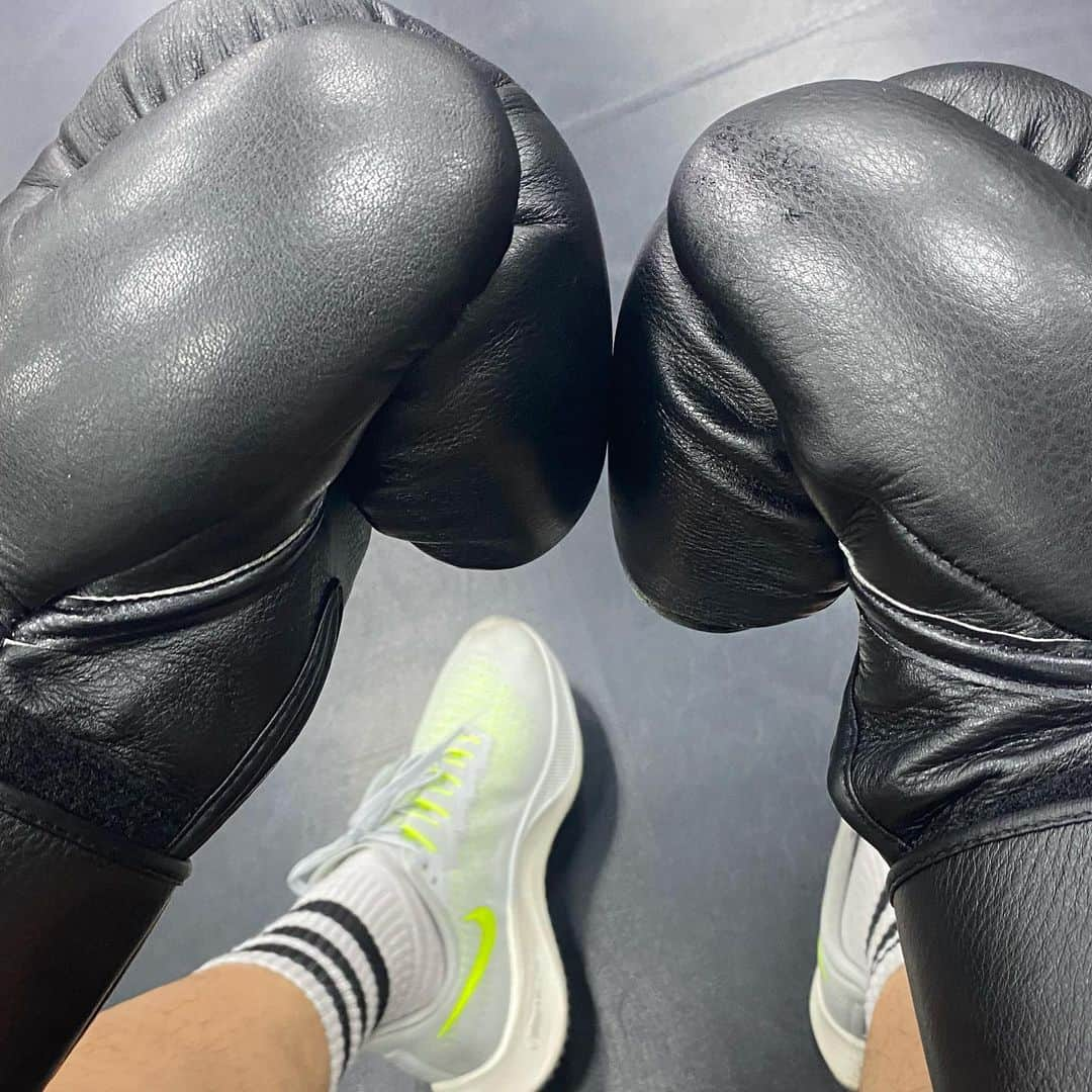 イム・シワンさんのインスタグラム写真 - (イム・シワンInstagram)「start!!!🥊」9月2日 16時59分 - yim_siwang