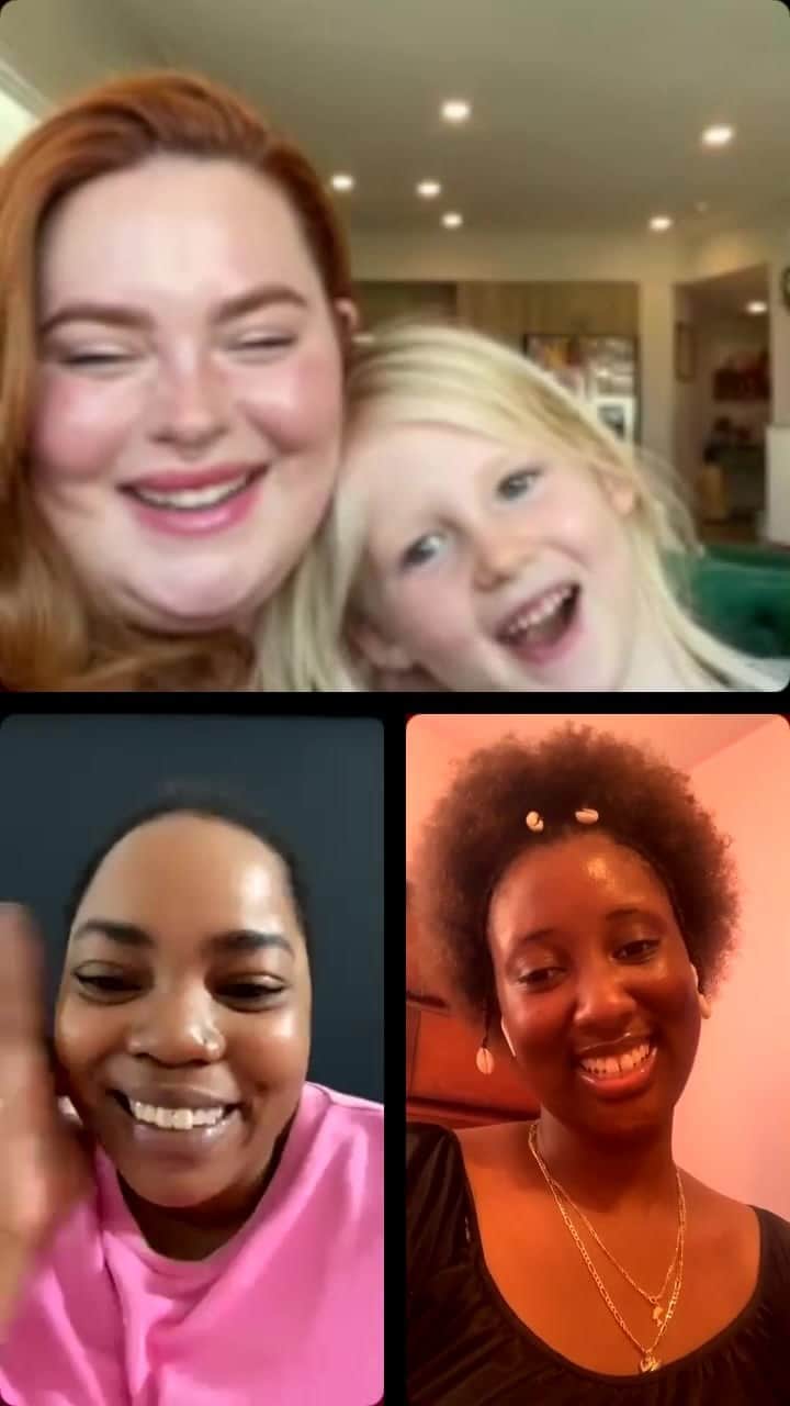 テス・ホリデーのインスタグラム：「I’ve been struggling so badly with body image lately & sometimes when you’re a little depressed the best way to feel better is to talk it out with your friends 💞  (TW: ED) This chat meant so much to me that I decided to share it to the feed, so please enjoy watching as we talk about recovery, self care, self love, and the power of community. Also thank you to all of you who caught the live and joined in too, this meant the world to me💘✨」