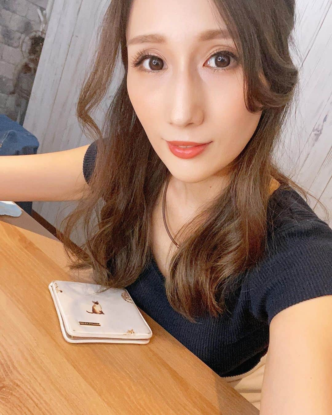 JULIAさんのインスタグラム写真 - (JULIAInstagram)「♡ Good morning 😊 早安😊」9月2日 10時36分 - julia_cmore_official