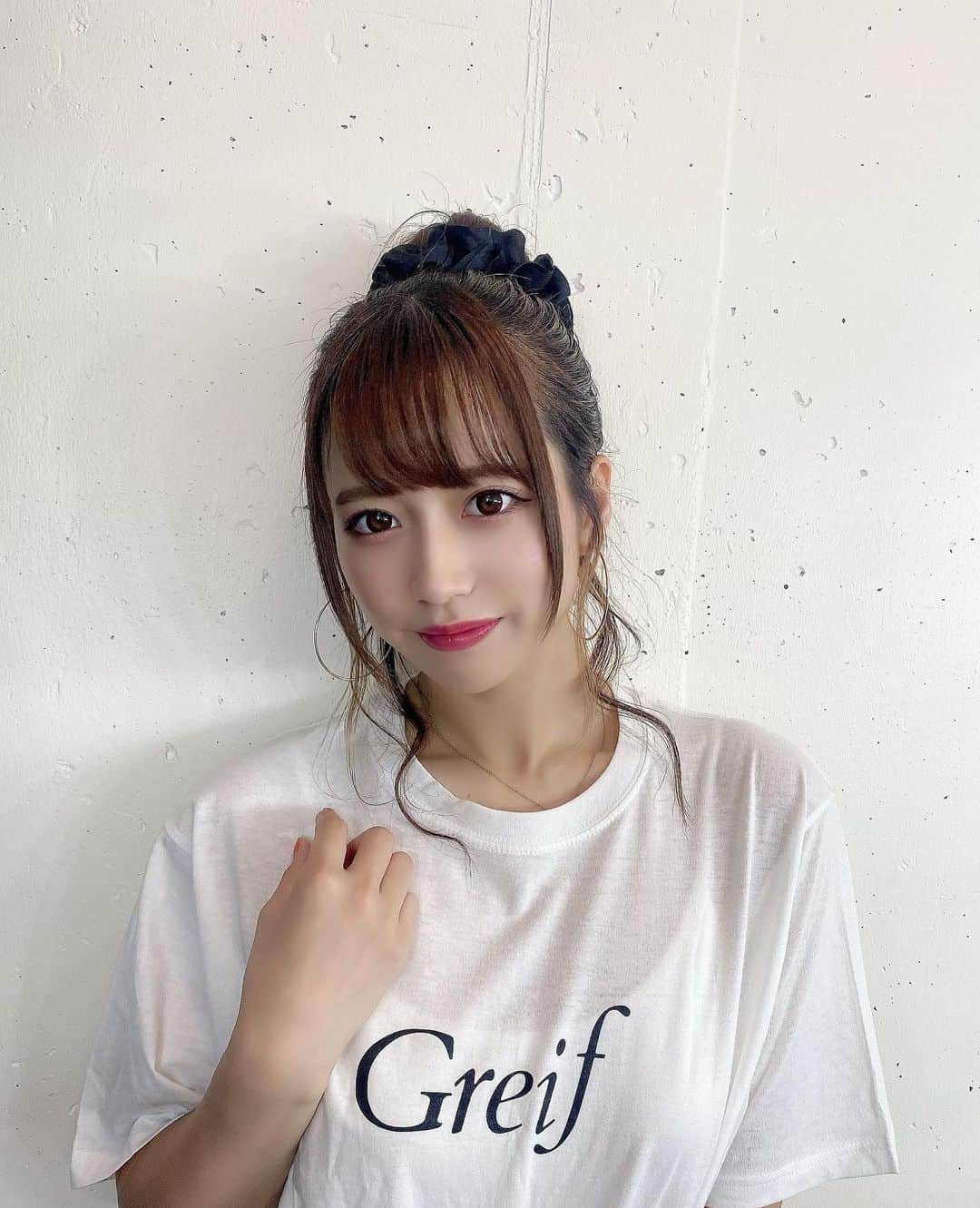 桜りんさんのインスタグラム写真 - (桜りんInstagram)「❥  . . Greif4 本番期間です🌈♥️ . 本日は18時公演☺︎  . . チェキもありがとうございました❥ . Tシャツサインもありがとうございます♡  残り3公演✨宜しくお願い致します🌸 . . . 写真はひなのちゃんが撮ってくれました❥  . .  【雑誌】 《8月》 2日 実話BUNKA超タブー9月号 4日シークレット71号  12日 EXMAX!SPvol.161 23日 グラビアガールズ4(仮)  【イベント】 《9月》 1~4日 Greif4朗読エンターテインメント 7日 カメリパラジオ出演(渋谷クロスFM)    LIVE配信  9日 ボートレース 12日 RISE  20日 あのん生誕LIVE 23日 RISE  28日 カメリパLIVE配信  ❤4thDVD販売中❤ (Amazon.DMM.東京Lily.ソフマップ等)  https://www.dmm.com/mono/dvd/-/detail/=/cid=tkome381/  💿3rdDVD発売中💿 「りん 花ひらく」《エスデジタル》 ▫️Amazon：amazon.co.jp/dp/B08HZ6SQB8/ ▫️DMM：bit.ly/3moWnmA ▫️東京Lily：bit.ly/3h5d3fM  #アイドル  #グラビア #グラビアアイドル #グラドル  #ミスアクション2017 #準グランプリ #ぷよぷよ  #水着  #タレント #モデル  #YouTuber #フェチ #むっちり #撮影会 #おしり  #ポートレート #カメラ好きな人と繋がりたい  #グラドル自画撮り部  #I字グラドル  #followme #ヤングチャンピオン #胸 #おっぱい #軟体」9月2日 13時01分 - rin__sakura