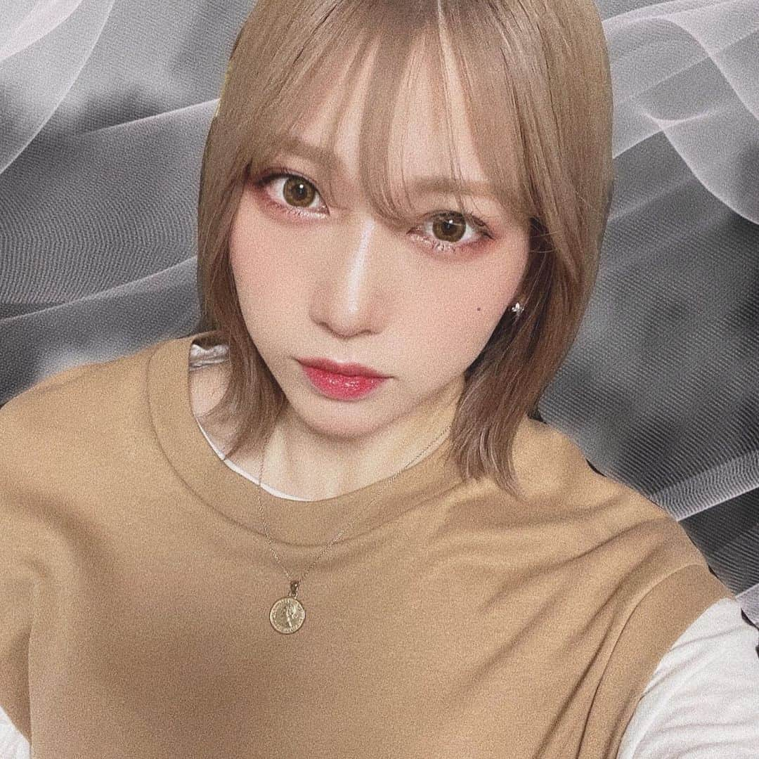 茂木忍さんのインスタグラム写真 - (茂木忍Instagram)「久々ぶりっ子なメイクした💄」9月2日 13時39分 - _mogi_shinobu_