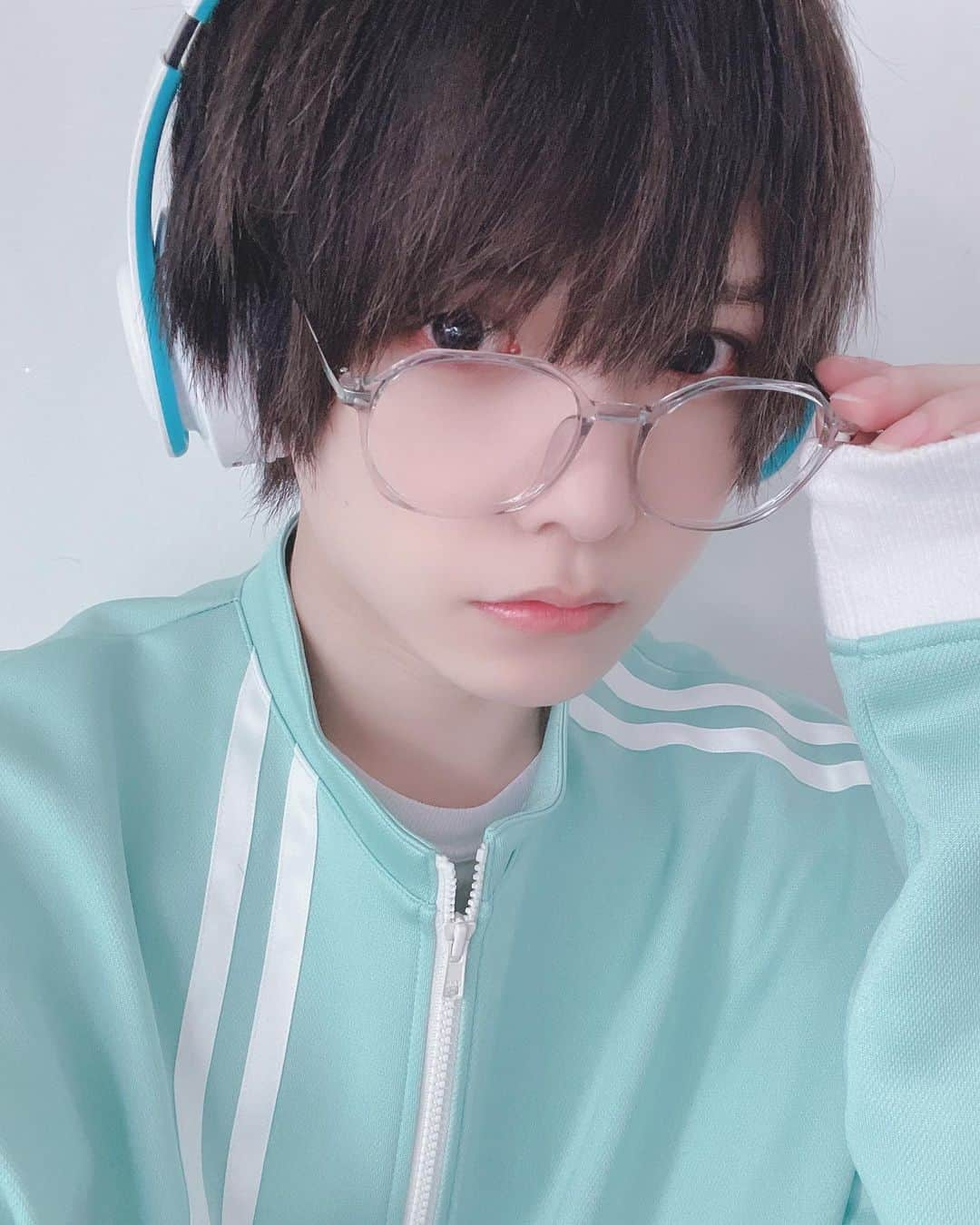 島貫勇士さんのインスタグラム写真 - (島貫勇士Instagram)「killremoteかわいい🥺🥺  #メンズアイドル #アイドル  #ジャージコーデ #クリアメガネ  #ottd #島貫勇士」9月2日 18時14分 - yujimelo_sads