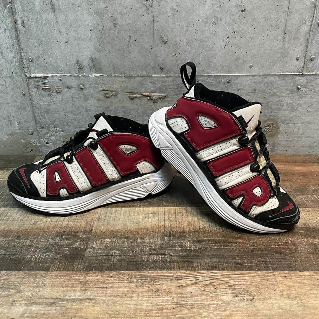 Sneaker At Randomさんのインスタグラム写真 - (Sneaker At RandomInstagram)「心斎橋店の梅本です。 本日はモアテンのビブラムソール交換を行いました。 モアテンとビブラムソールの相性もとてもカッコいいなと思いながらリペアさせていただきました^_^ 最近復刻しているモアテンの価格が落ち着いているのが何だか寂しく感じています(T . T) ご依頼ありがとうございます。  #アップテンポ#up tempo#ビブラムソール#スニーカー剥がれ#アンジェラスペイント#Angelus Paint#スニーカー好き#スニーカーアトランダム #スニーカー #スニーカー修理 #修理職人 #市川 #本八幡 #大阪 #心斎橋#sneakeratrandom #sneaker #shoestagram #repair」9月2日 18時20分 - sneaker_at_random