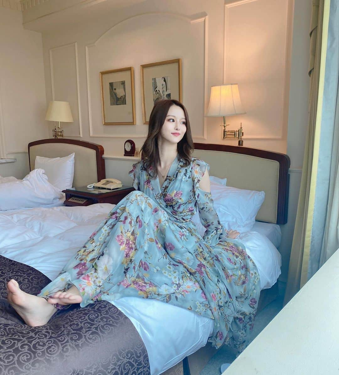 吉田恵美さんのインスタグラム写真 - (吉田恵美Instagram)「自然光大好き✨  #ホテルザマンハッタン  #hotelthemanhattan」9月2日 21時35分 - _yoshida_megumi