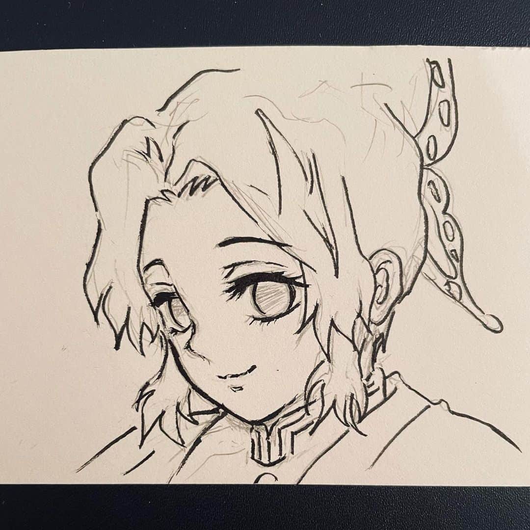眞鍋かをりのインスタグラム：「寝かしつけのあとの無心になれる癒し時間 お絵描きは楽しいな」