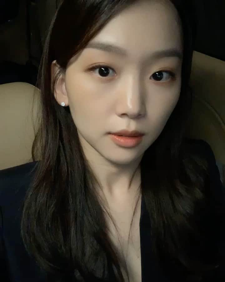 チン・ギジュのインスタグラム：「여러개 올려도 되겠습니까🙇‍♀️」