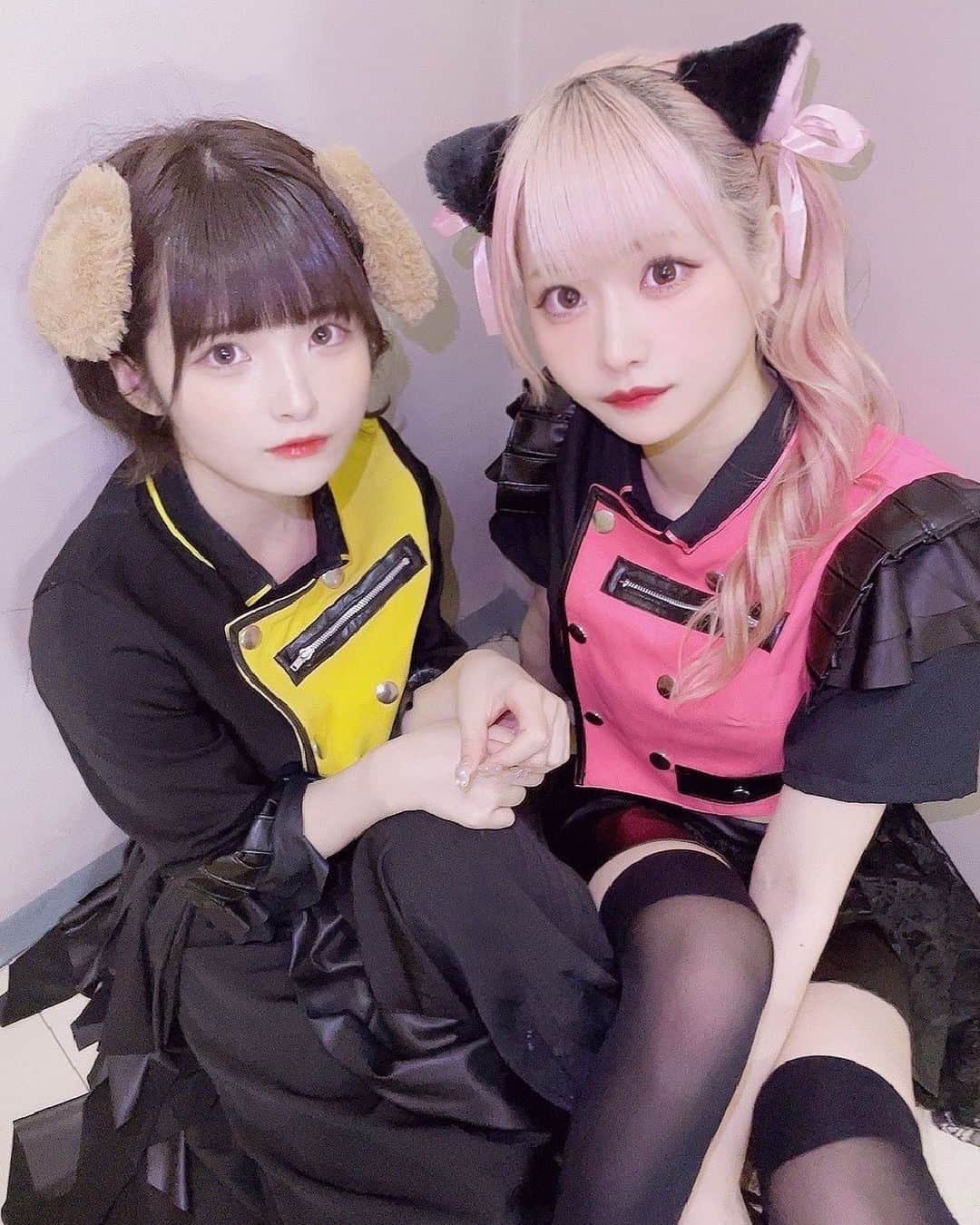 いちさんのインスタグラム写真 - (いちInstagram)「わんにゃん❕  #idol #cosplay #cosplayer #cosplaygirl #japanesegirl #girl #selfie #instagood #hightone #maid #pinkhair  #twins #twintail #fff #lfl #l4l #アイドル #派手髪」9月3日 13時06分 - ichi_7cos