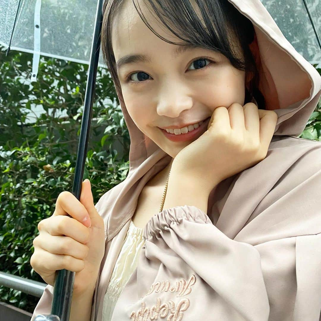 林芽亜里さんのインスタグラム写真 - (林芽亜里Instagram)「🎀 ⁡ 今日も涼しかったね~！ ⁡ 少し涼しい日は軽いアウターを着るべし!!🙋‍♀️ この日も外に出たら涼しすぎてアウター着てて正解でした\(◡̈)/ ⁡ ワンピもアウターもリボンもレピピ🌼だよ ⁡ ⁡ #ニコラ #レピピアルマリオ #めあレピ #林芽亜里」9月3日 17時17分 - meari__hayashi