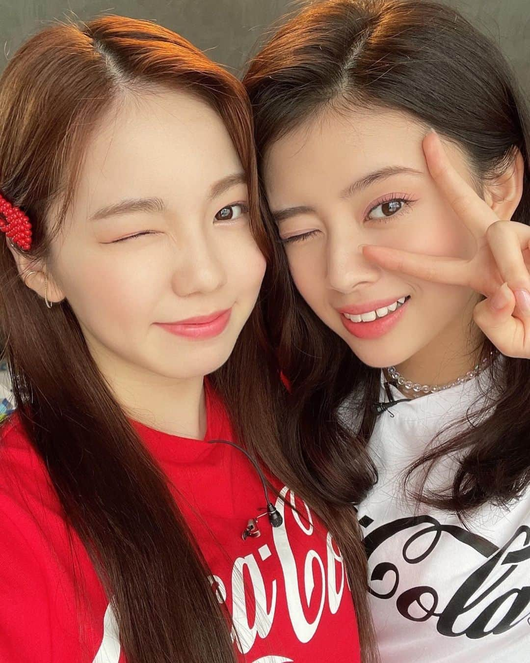 NiziUさんのインスタグラム写真 - (NiziUInstagram)「🍒☁️🍒☁️🍒☁️ • • WithUはやく会いたい〜🧸♡ • • • WithU 빨리 보고싶어~🧸♡ • • #🌷🌷🌷」9月3日 17時42分 - niziu_artist_official