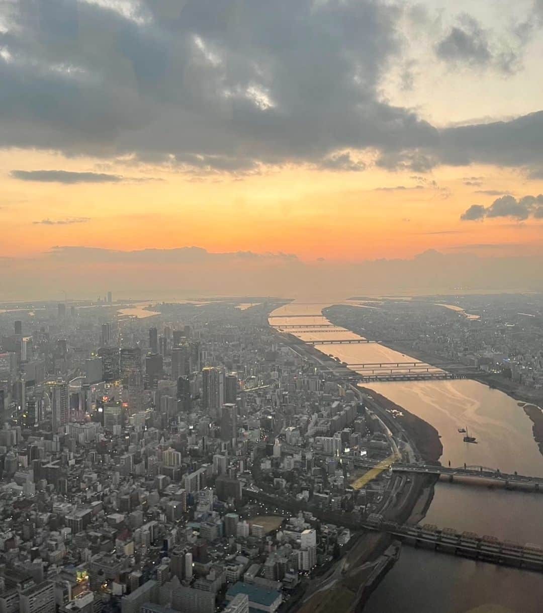 朝日奈央さんのインスタグラム写真 - (朝日奈央Instagram)「前に撮ったお気に入りの写真☁️😋  #japan」9月3日 18時32分 - pop_step_asahi