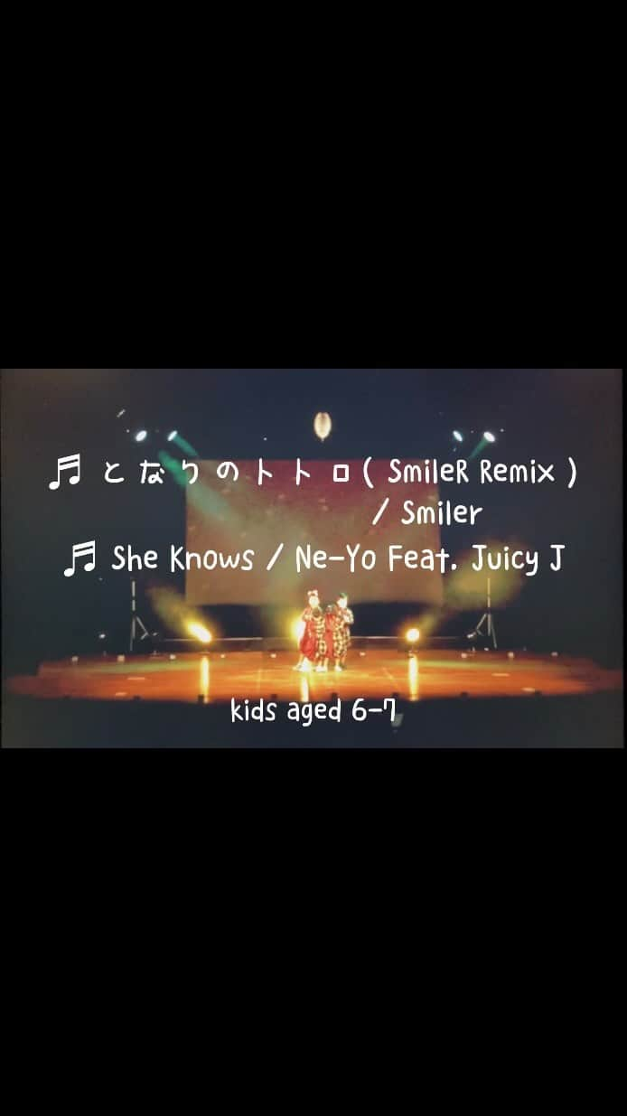 二見夕貴のインスタグラム：「. . ♬ となりのトトロ // Smiler ♬ She Knows // @neyo   ✴︎2020.02  gap - 基本のテーマにしがち◎ フォーメーションダンスに挑戦◎  後半の振付は、いつかのストーリーで 棒人間振付メモでお届けしたdance。 覚えてる人いたらすごい☺️笑  ---  幼児クラスは特に吸収率が凄くて 1年間の成長がすごい✨ 発表会を通して魅せるダンスを知って よりダンスを好きになってもらうのが わたしの狙い♡ 上手に踊れても踊れなくても、 子どもたちが魅せる楽しさを 理解できた瞬間が堪らん🥺💓  講師だけど愛が溢れて親心😂  #kidsdance #danceinstructor #choreographer  #キッズダンス #幼児ダンス #ダンス講師 #振付師 #ジブリジャズ #Neyo」