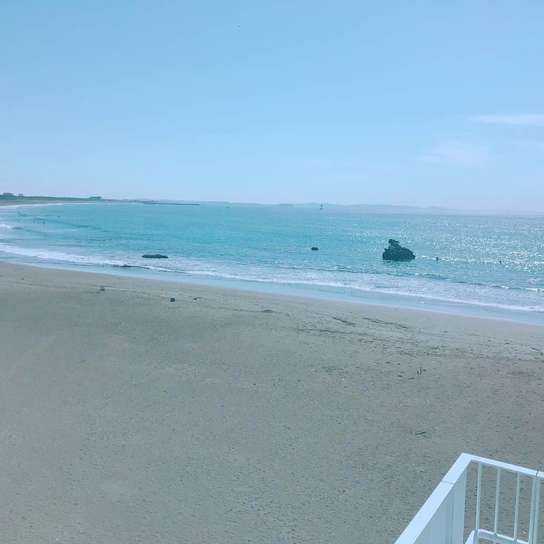 ねこてんさんのインスタグラム写真 - (ねこてんInstagram)「いつぞやの海。」9月3日 23時10分 - nemui_nekoten