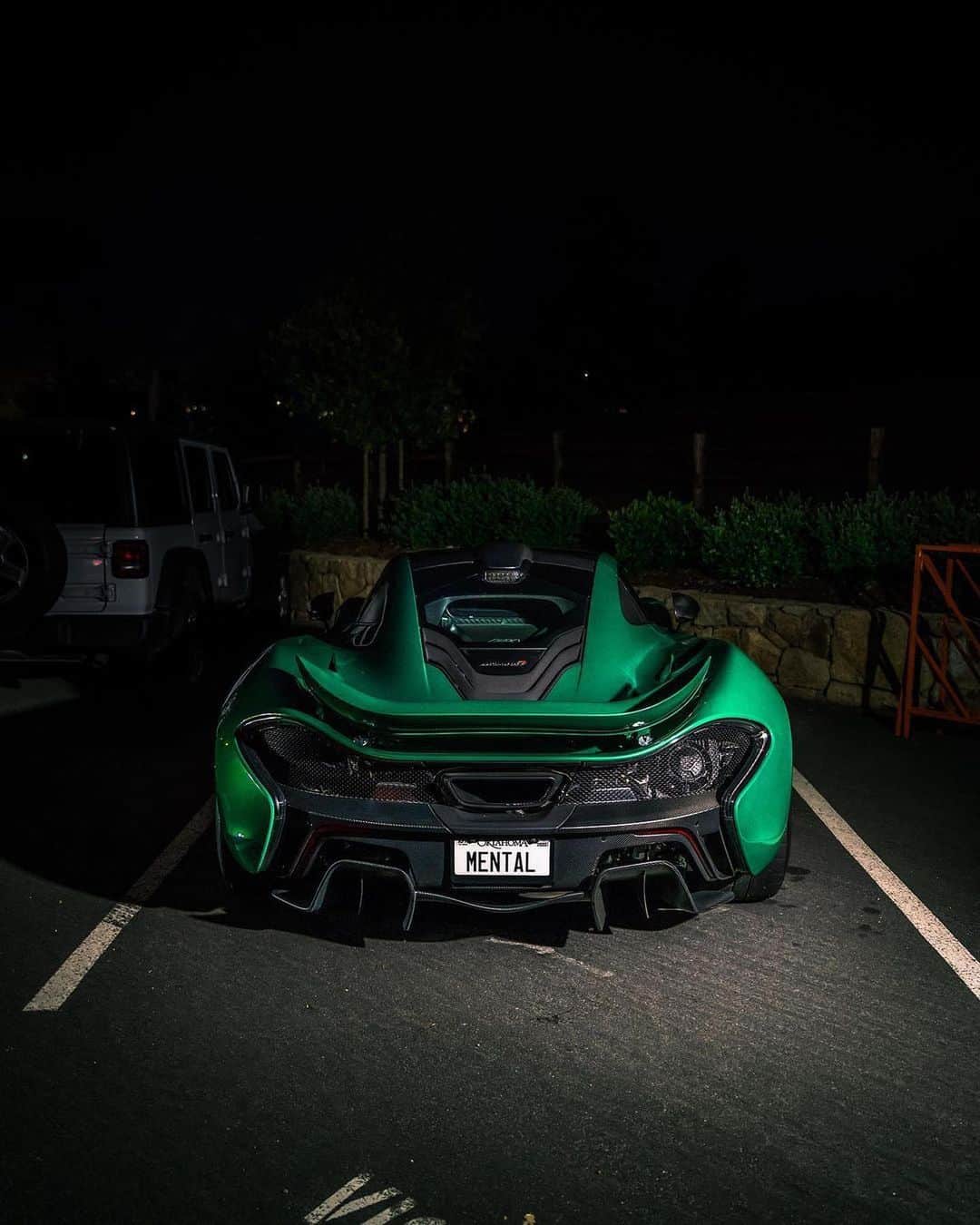 CarsWithoutLimitsさんのインスタグラム写真 - (CarsWithoutLimitsInstagram)「McLaren #P1 Photos @zachbrehl  #CarsWithoutLimits #McLaren」9月3日 23時37分 - carswithoutlimits