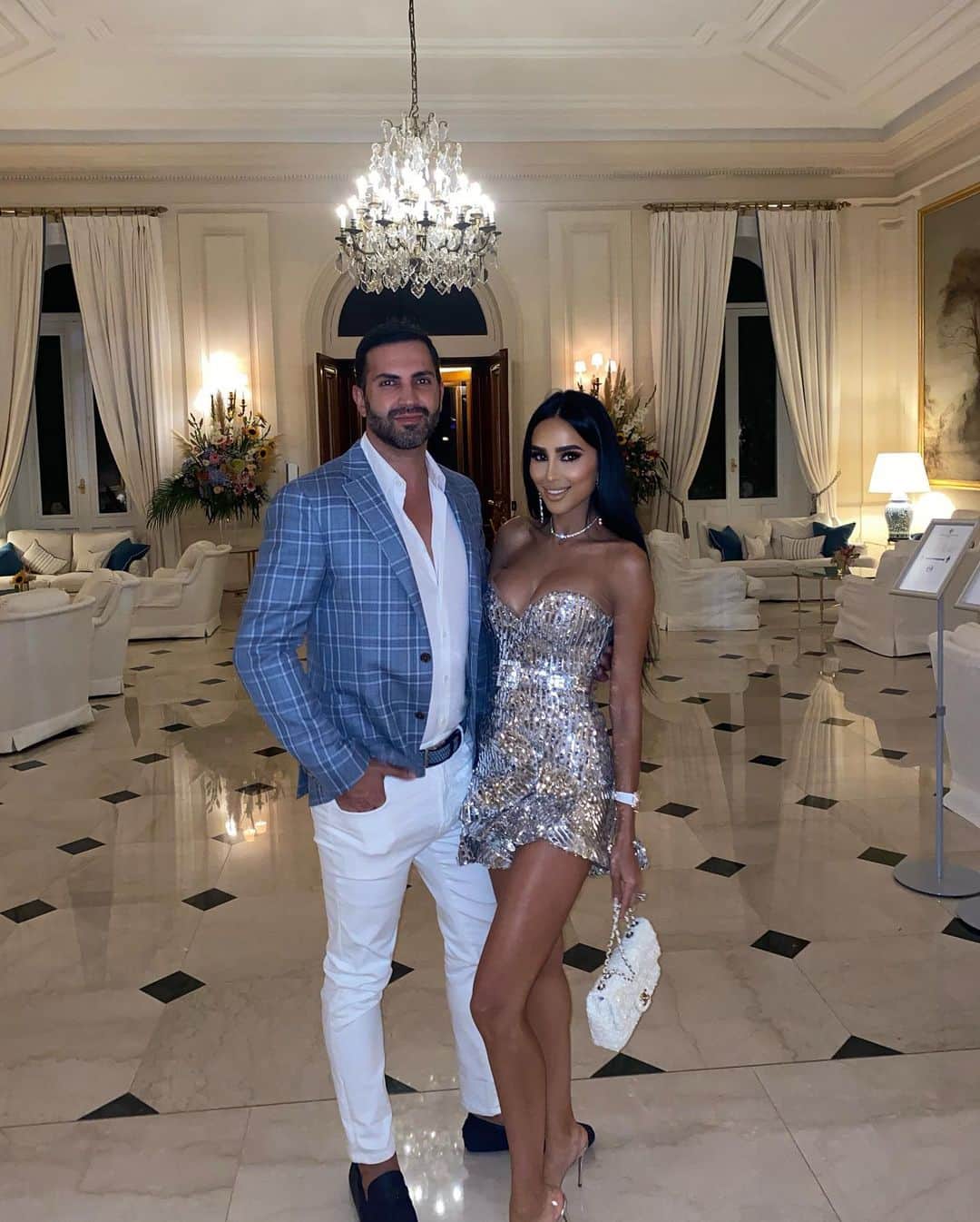 リリー・ガリーチさんのインスタグラム写真 - (リリー・ガリーチInstagram)「Mr and Mrs take Monaco.」9月4日 0時21分 - lillyghalichi
