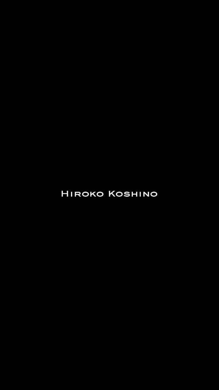 資生堂 のインスタグラム：「HIROKO KOSHINO 2022SS Collection @hirokokoshino_official   Mindset Revolution 自分で定めた自分の限界 無難で定番の安心感そんなパターンから抜け出して、新しい風に乗ってみる 変わらぬままで美しいもの変わることで発見するもの時には冒険心を発揮して 従来の思考パターンから離れてみようそこに見えるのは、これまで出会ったことのない自分荒れ狂う時の中でなお、軽やかにそして優しく・・・  ◼︎Hair: @tadashi.harada (原田 忠) ◼︎Makeup: @ssetsu (鈴木 節子)  #hirokokoshino  #shiseidohma  #tokyo  #東京  #japan  #backstage #fashion  #beauty  #fashionphotography #hair #makeup  #ファッション #ビューティー #ヘア #メイク  #ヘアメイクアーティスト」