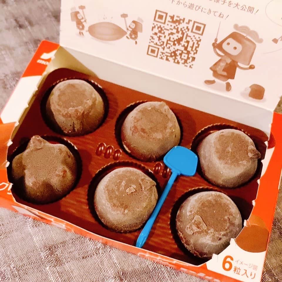 湯浅洋さんのインスタグラム写真 - (湯浅洋Instagram)「ピノ食べようと思って開けたら星⭐️入ってた😊 #ピノ」9月5日 1時10分 - 164yuasa