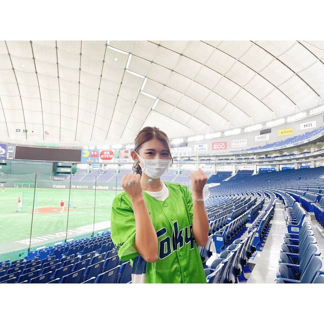 坪井ミサトさんのインスタグラム写真 - (坪井ミサトInstagram)「. . やっぱり球場はテンション上がりますね〜🥰 . 試合前の生放送なので 現地観戦はできませんが 選手の練習風景が間近で見れるのは 本当に幸せすぎる時間です🥺🙇‍♀️⚾️ . 打撃音が半端ない‼️‼️ . 両リーグの首位争いも半端ない🔥 . . BSスカパー！ 「スワローズ勝利の女神」 . #東京ドーム #スワローズ #東京ヤクルトスワローズ #swallows #勝利の女神 #スワローズ勝利の女神 #スカパー #BSスカパー #生放送 #baseball #野球 #野球女子 #プロ野球 #sports」9月4日 23時55分 - misato1030