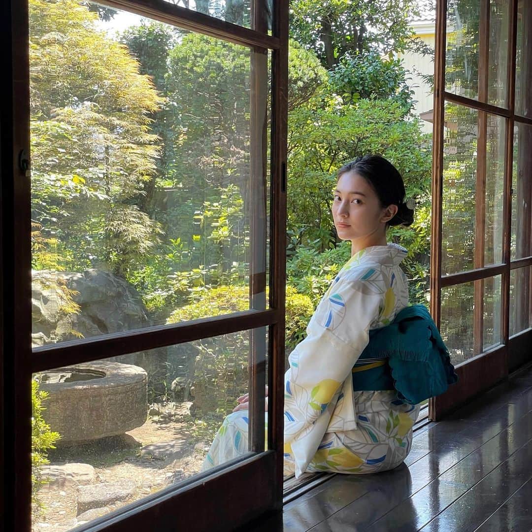 久保田紗友さんのインスタグラム写真 - (久保田紗友Instagram)「@hanako_magazine 👘📘 載せて頂いてます。今年の夏は浴衣着る機会が多くって嬉しかったなあ。」9月4日 16時47分 - kubotasayu
