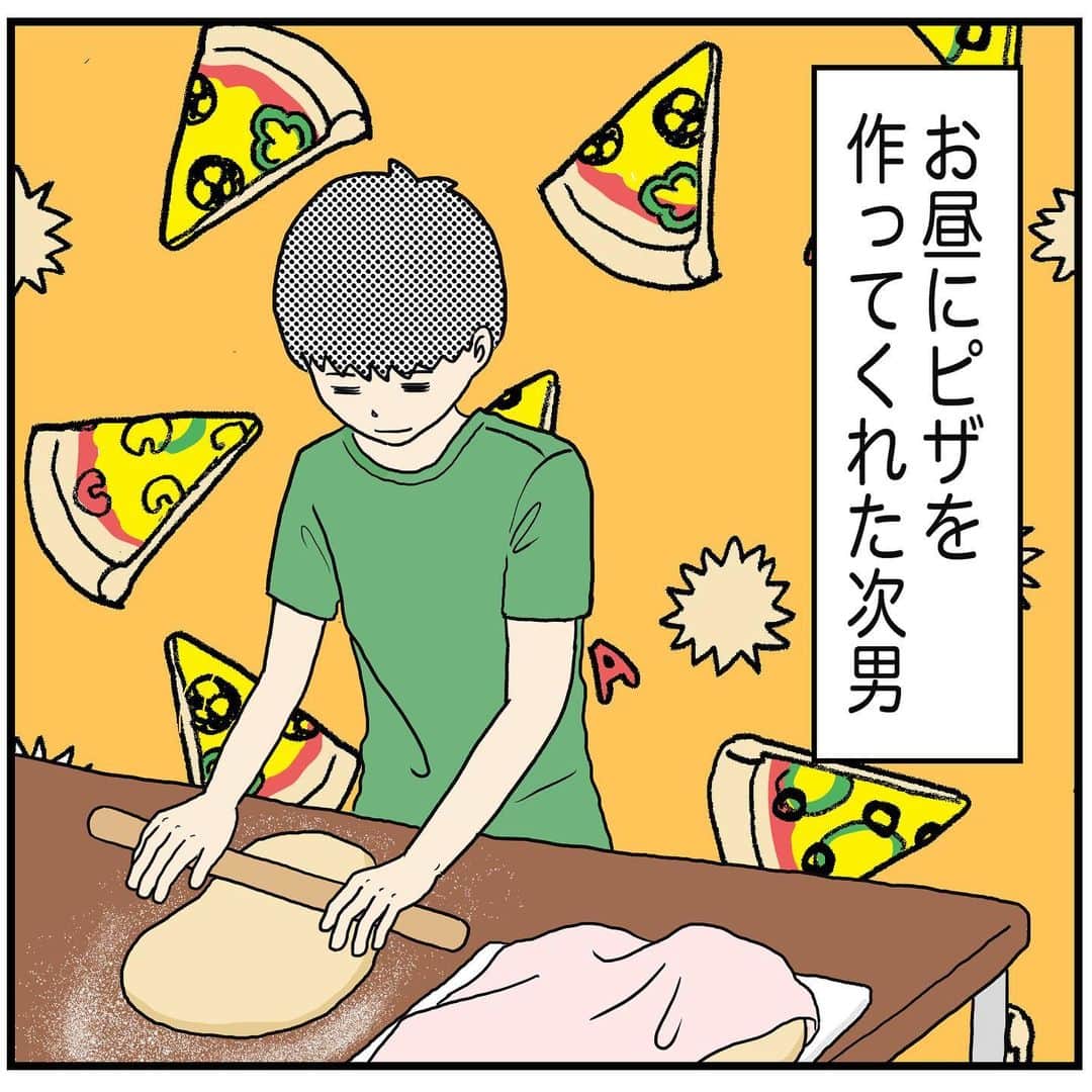 のインスタグラム：「先手打ってた😲  ◇  ピザの他、次男が作ってくれた 夏休み中のランチ写真を いくつかブログに載せています🌭😋 🌮  ご興味ある方は、ハイライトからどうぞ☺️  ブログトップ画面の検索窓から「次男 夏休み」「次男 ピザ」などでも検索できます🍕  #夏休みの思い出 #料理男子 #子どもと料理」