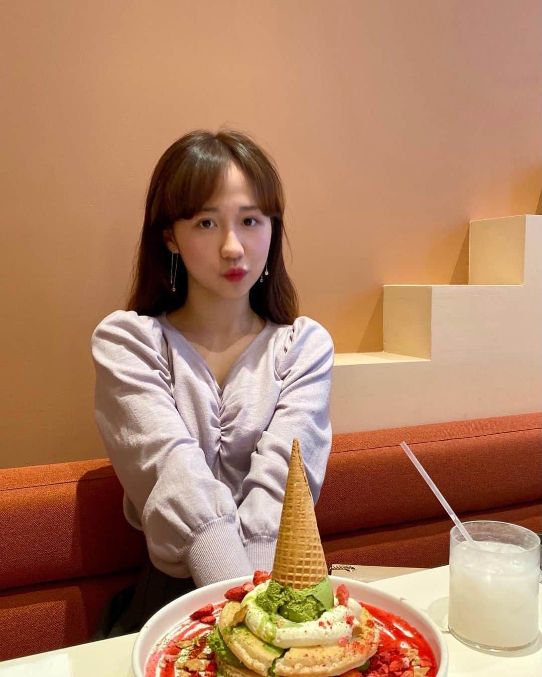 KIYOMI GRACEさんのインスタグラム写真 - (KIYOMI GRACEInstagram)「when i can’t wait to devour the food infront of me😗🥞💖」9月4日 20時32分 - kiyominie