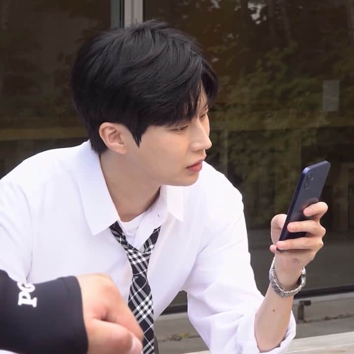 のインスタグラム：「Behind cut」
