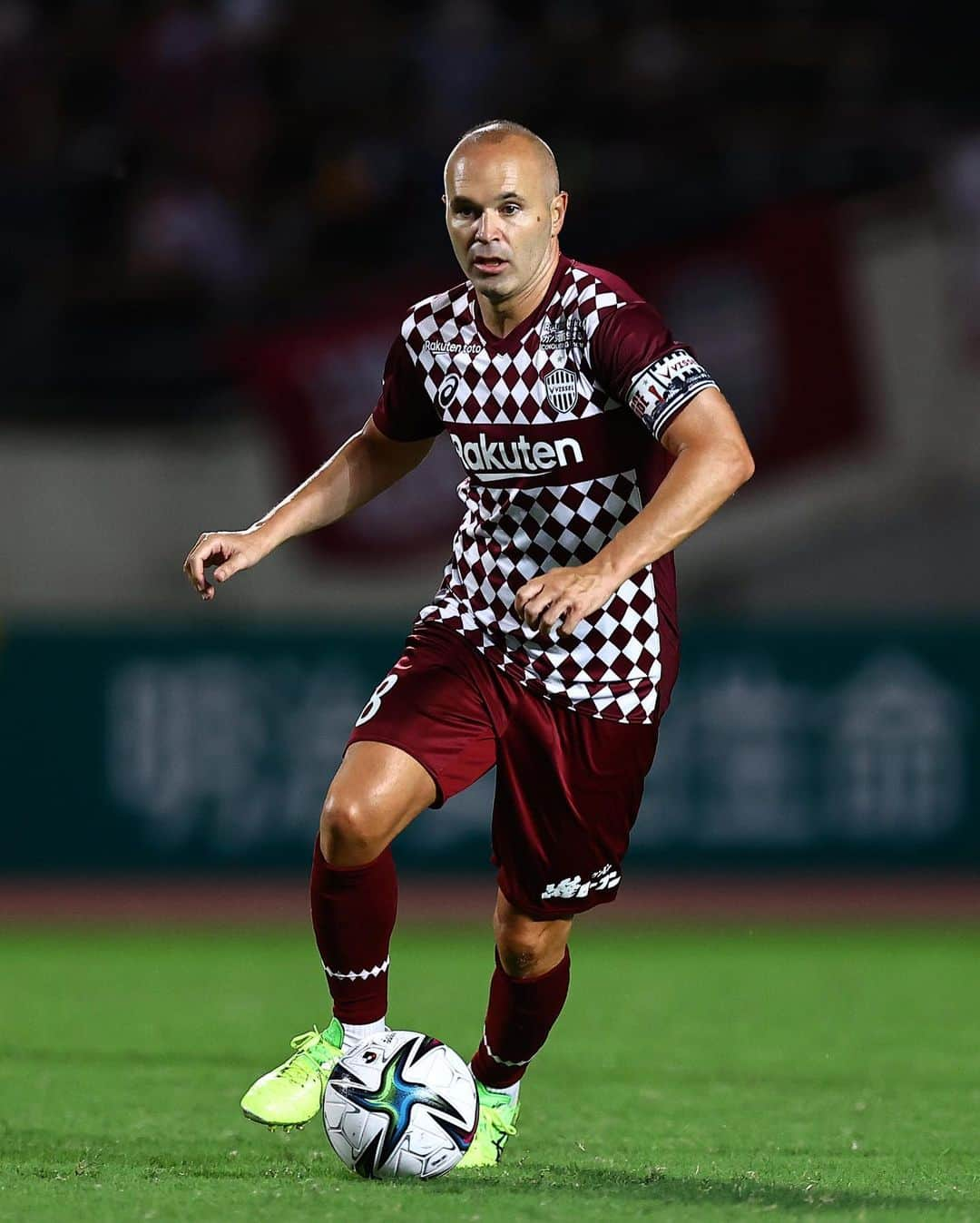 ヴィッセル神戸さんのインスタグラム写真 - (ヴィッセル神戸Instagram)「[MATCH PHOTOS] VISSEL KOBE vs. HOKKAIDO CONSADOLE SAPPORO  #vissel #visselkobe #ヴィッセル #ヴィッセル神戸 #Kobe #神戸 #WeAreKobe #KobeForeverForward #一致団結 #JLeague #Jリーグ #ユニバー #札幌」9月19日 11時24分 - visselkobe