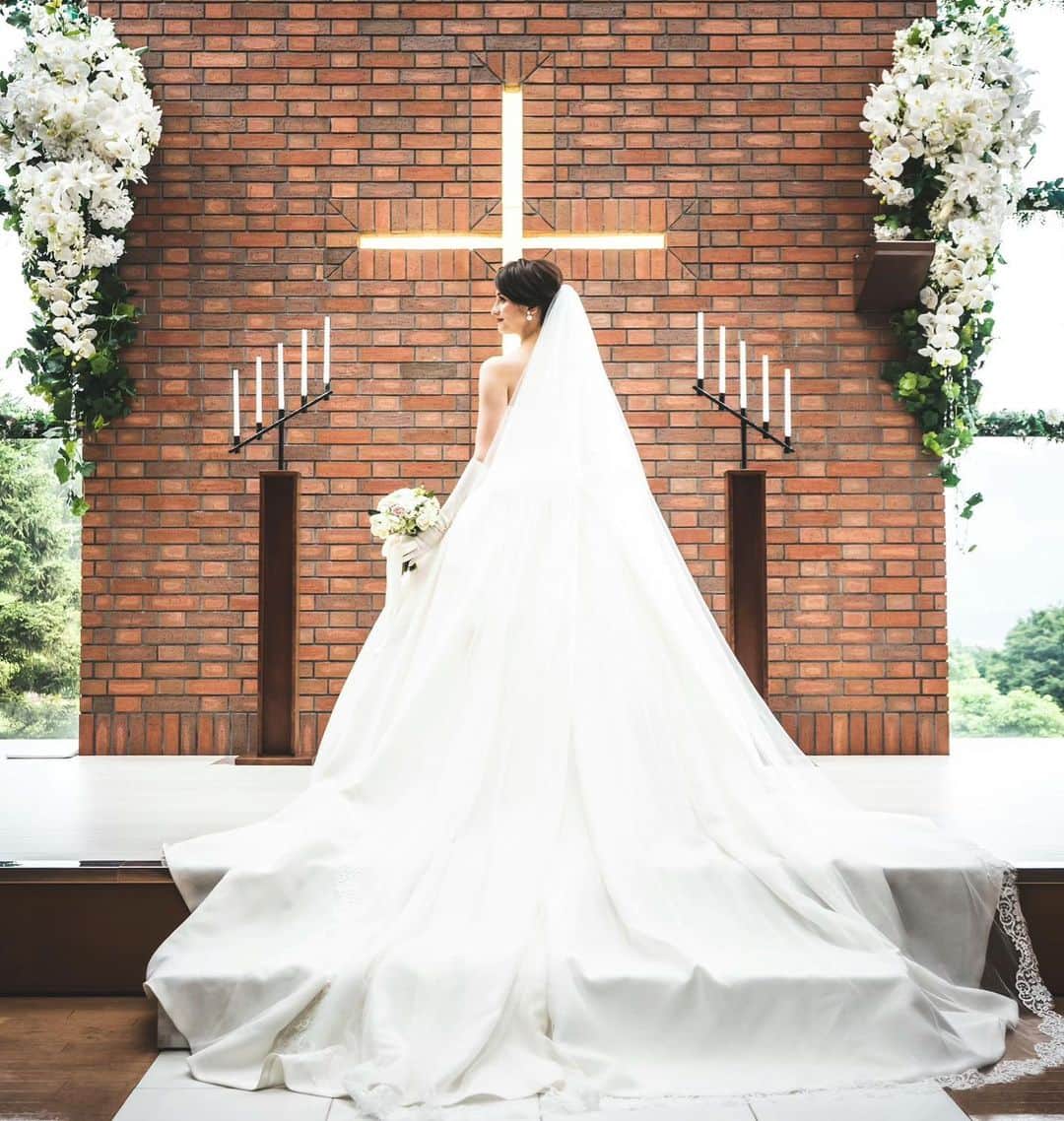 エリザベス・ハードキャッスルのグルメインスタ