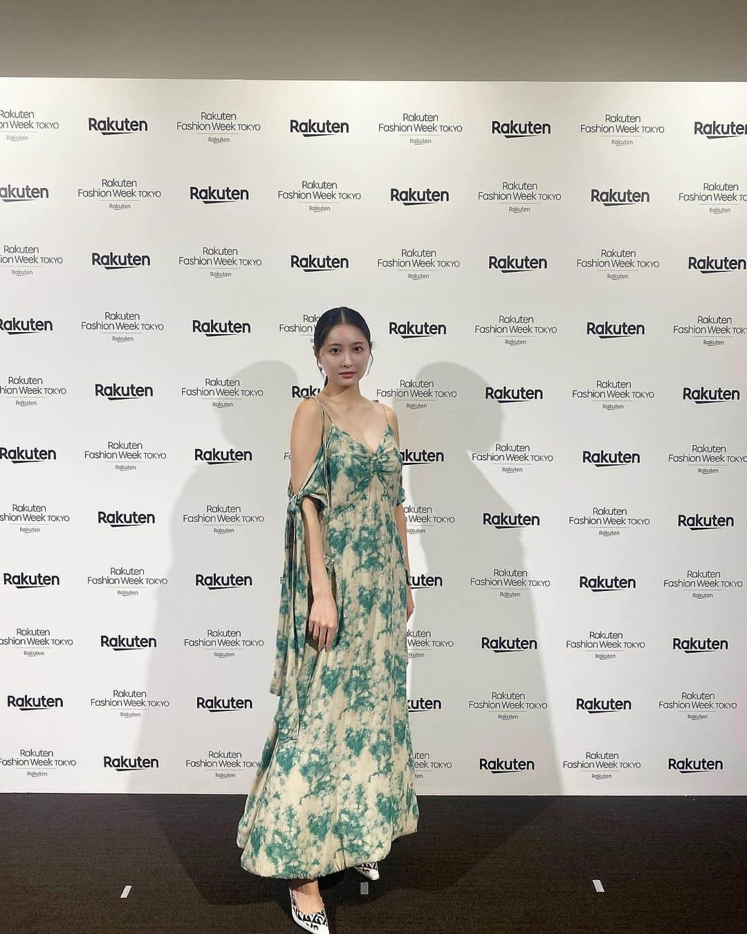 大石絵理のインスタグラム：「#rakutenfashionweek 🥝🍐🫒🥒🥑💚」