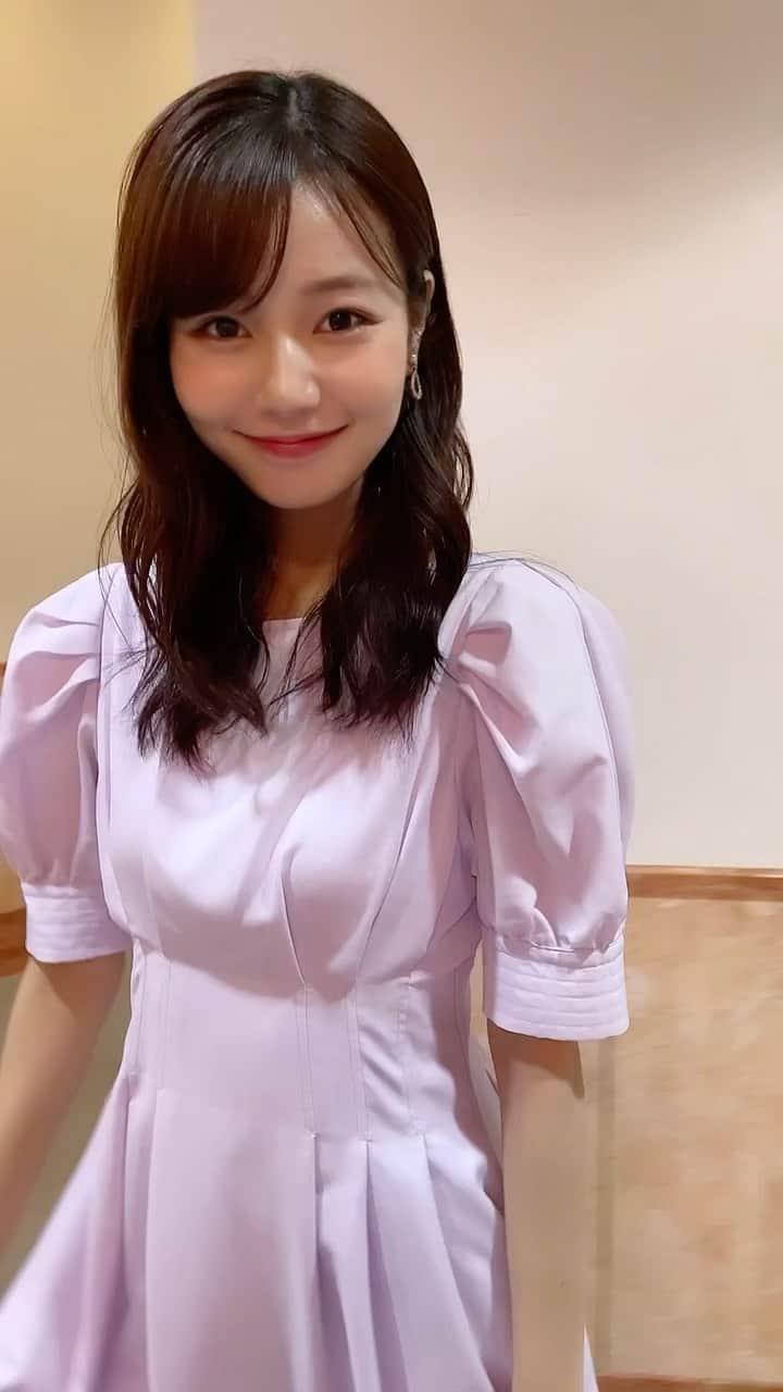 杉浦みずきのインスタグラム：「衣装可愛かったから歩き回りました💓笑笑　髪がいまより長い😶　  #アナウンサー #アナウンサー衣装 #セントフォース #サンデーモーニング  #ootd #ワンピース #ピンクコーデ  ワンピース　@tocco_closet」