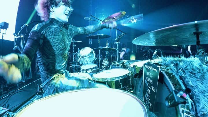 Tatsuya Amanoのインスタグラム：「🥁📸from TREASURE05X 2021🇯🇵 We gonna come back to Nagoya in Oct 15th on our 15th anniversary tour! 次は10月15日、俺たちの15周年ツアーでZepp名古屋に戻ってきます🔥」