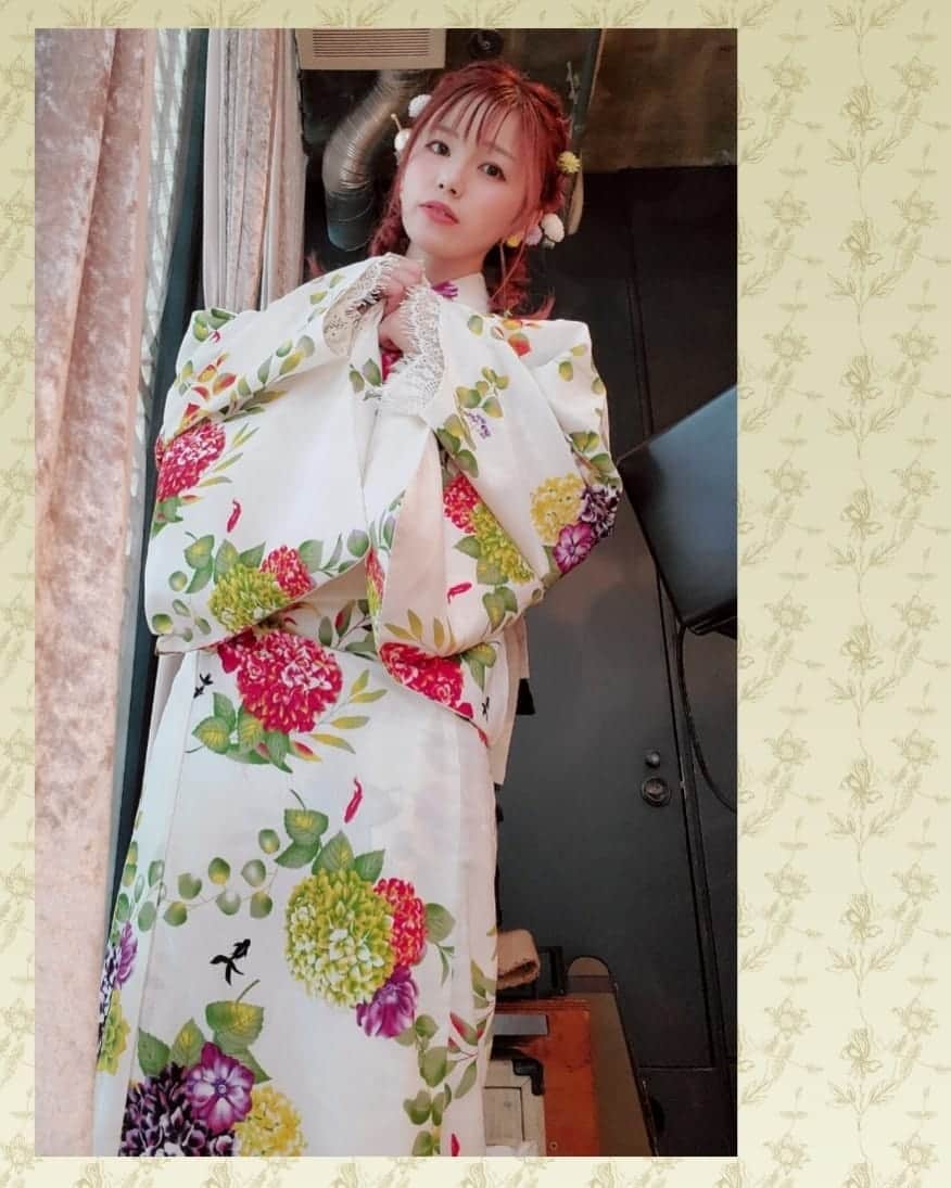 Machicoさんのインスタグラム写真 - (MachicoInstagram)「: 9/4@ #まちこふぁんふぁん4 ●１部● 色鮮やかな紫陽花と きんぎょがふわっといる浴衣 帯も尾びれみたいにゆらゆら揺れて とっても可愛かったあ🥰 : 👘 @furifufurifu  : #Machico #浴衣 #衣装」9月5日 14時27分 - machico_3s25