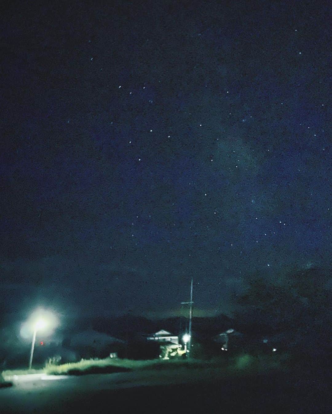 雅-MIYAVI-さんのインスタグラム写真 - (雅-MIYAVI-Instagram)「Mission in the #SADO island. 某・極秘任務のため、某・佐渡ヶ島へ。短い旅でしたが、非常に実りのあるものになりました。見えたっ！！！！」9月5日 16時10分 - miyavi_ishihara