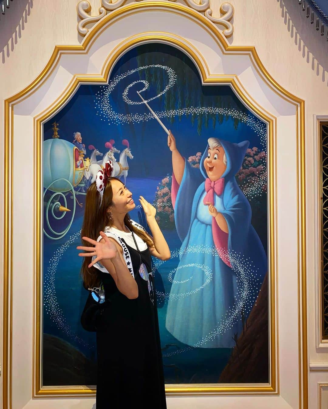 黒澤ゆりかさんのインスタグラム写真 - (黒澤ゆりかInstagram)「最近ストーリーばっかりになってしまってるのですが、フィードも載せてとDMいただいたのでストーリーに載せてないのをこちらにも❣️ 思い出♡☺️  お揃いが増えまくるデート相手♡笑  #彼女とディズニーデートなうに使っていいよ 笑 #Disneyland」9月5日 17時38分 - yurikakurosawa