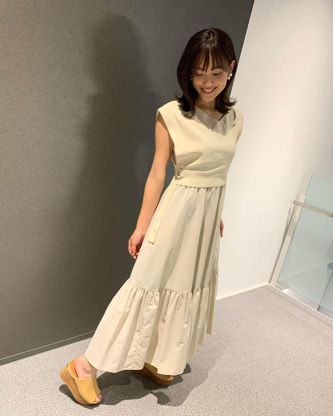 佐野伶莉さんのインスタグラム写真 - (佐野伶莉Instagram)「_ 最近の衣装のまとめ👗 9月に入って、気温もグッと下がり一気に秋めいてきましたね🍁 これから衣装も、秋物や冬物に変わってくのでたのしみです‥！ #redyazel#静岡朝日テレビ」9月5日 20時56分 - reiri_sano5