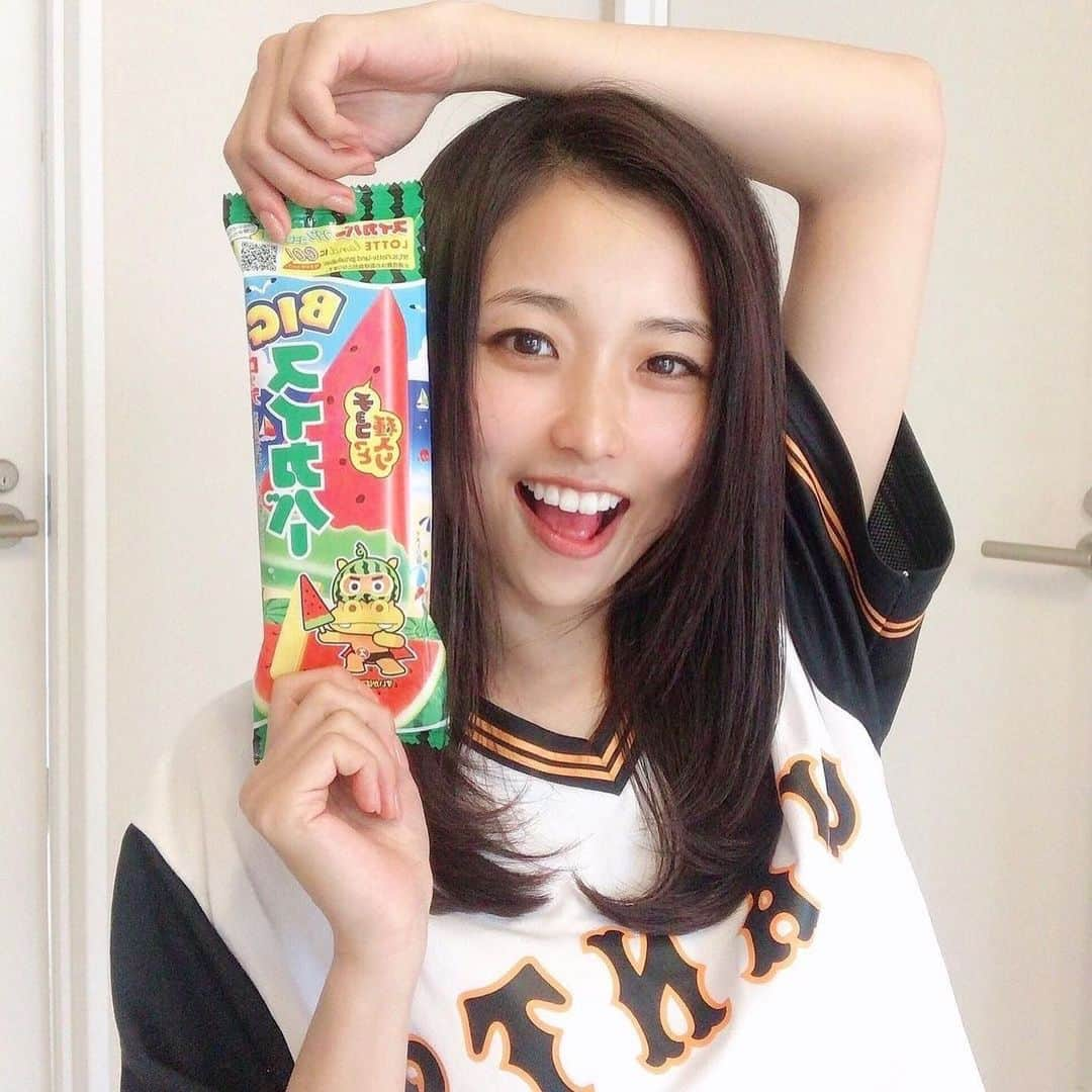 インスタ野球女子【公式アカウント】さんのインスタグラム写真 - (インスタ野球女子【公式アカウント】Instagram)「・ ・ こんばんは🧡 今日は#ジャイアンツ女子 をご紹介させていただきます♡* ・ とっても美人さん🥰🧡 ・ @ami__sugawara さんのアカウントも是非覗いてみてください✨* ・ インスタ野球女子ではプロ野球を観戦、応援している女性の方をRepostでご紹介させていただいています⚾* ・ みなさんも「#インスタ野球女子」をつけて投稿しよう！ 素敵な野球仲間が見つかるかも、、🙋！* ・ 素敵な投稿はリポストさせていただきます😘* ・ 次回もお楽しみに～～👋👋 ・ #ジャイアンツ#読売ジャイアンツ #ジャイアンツ女子#ジャイアンツファン #野球グッズ#野球観戦 #可愛い#美人#美女#女の子 #ジャイアンツファンと繋がりたい  #野球好きな人と繋がりたい#giants#tokyodome#baseball #インスタ野球女子」9月5日 21時03分 - baseball_girl_89