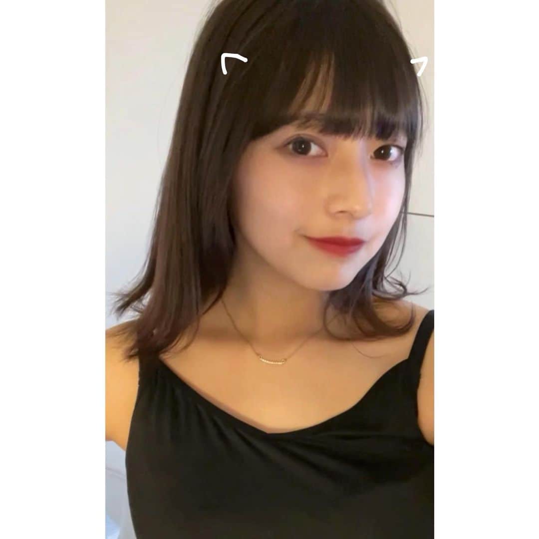 千葉祐夕のインスタグラム：「今年は大人っぽい秋を迎えたいです 🍁  さて、18になった猫を誰か、引き取っていただけませんでしょうか ＾＾？」