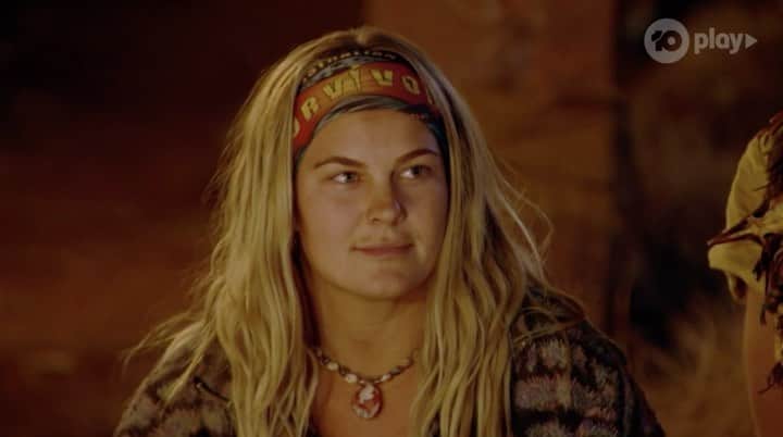 フェリシティー・パルマティアーのインスタグラム：「GUARANTEED SPOT IN THE FINAL4️⃣‼️  @survivorau #survivorau #survivor」