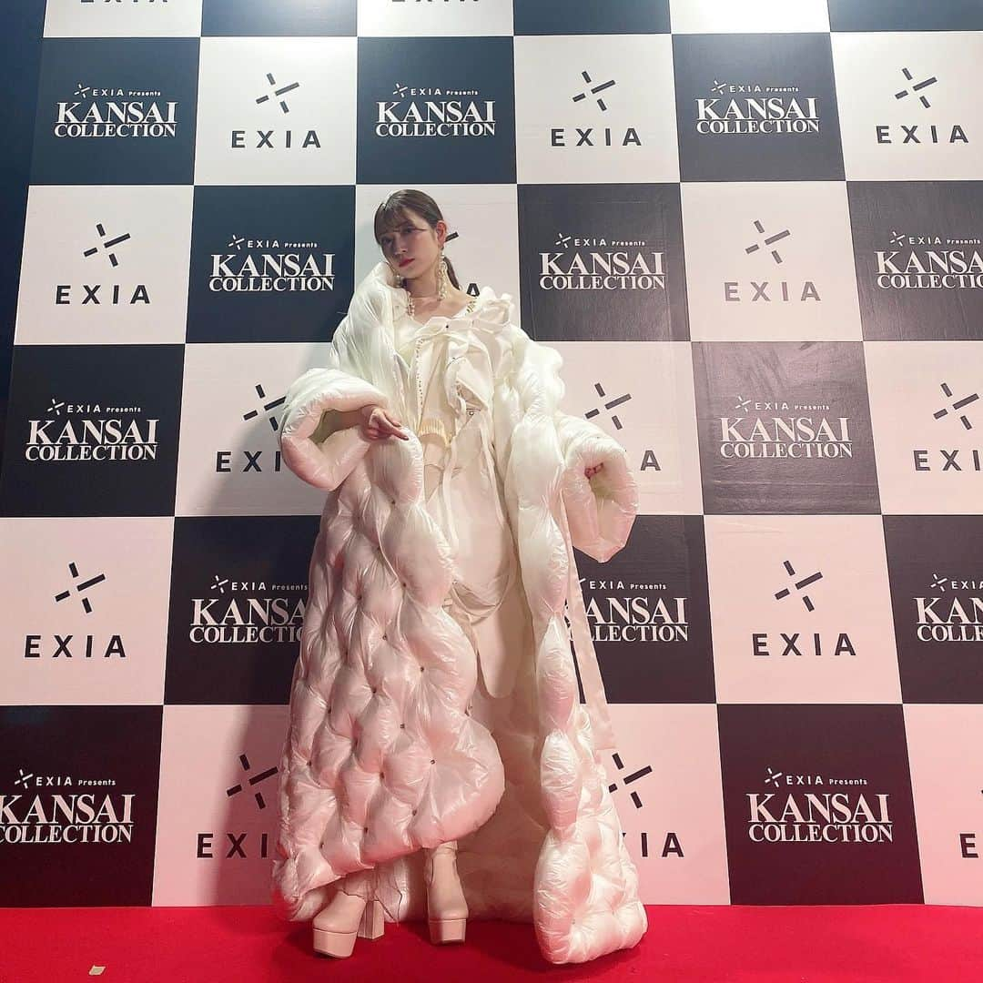 吉田朱里さんのインスタグラム写真 - (吉田朱里Instagram)「#関西コレクション 👗🤍  THE BRILIANT RANWAY  とっても素敵なお衣装🤍🤍🤍」9月5日 22時29分 - _yoshida_akari