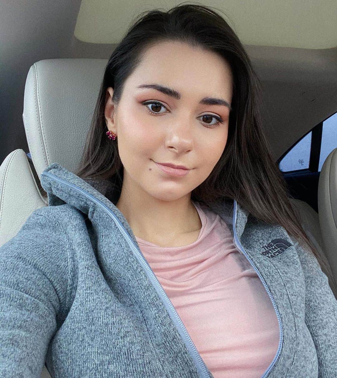 ヘルガ・ラブケティのインスタグラム：「Turkey I love you 🇹🇷😌👌❤️」