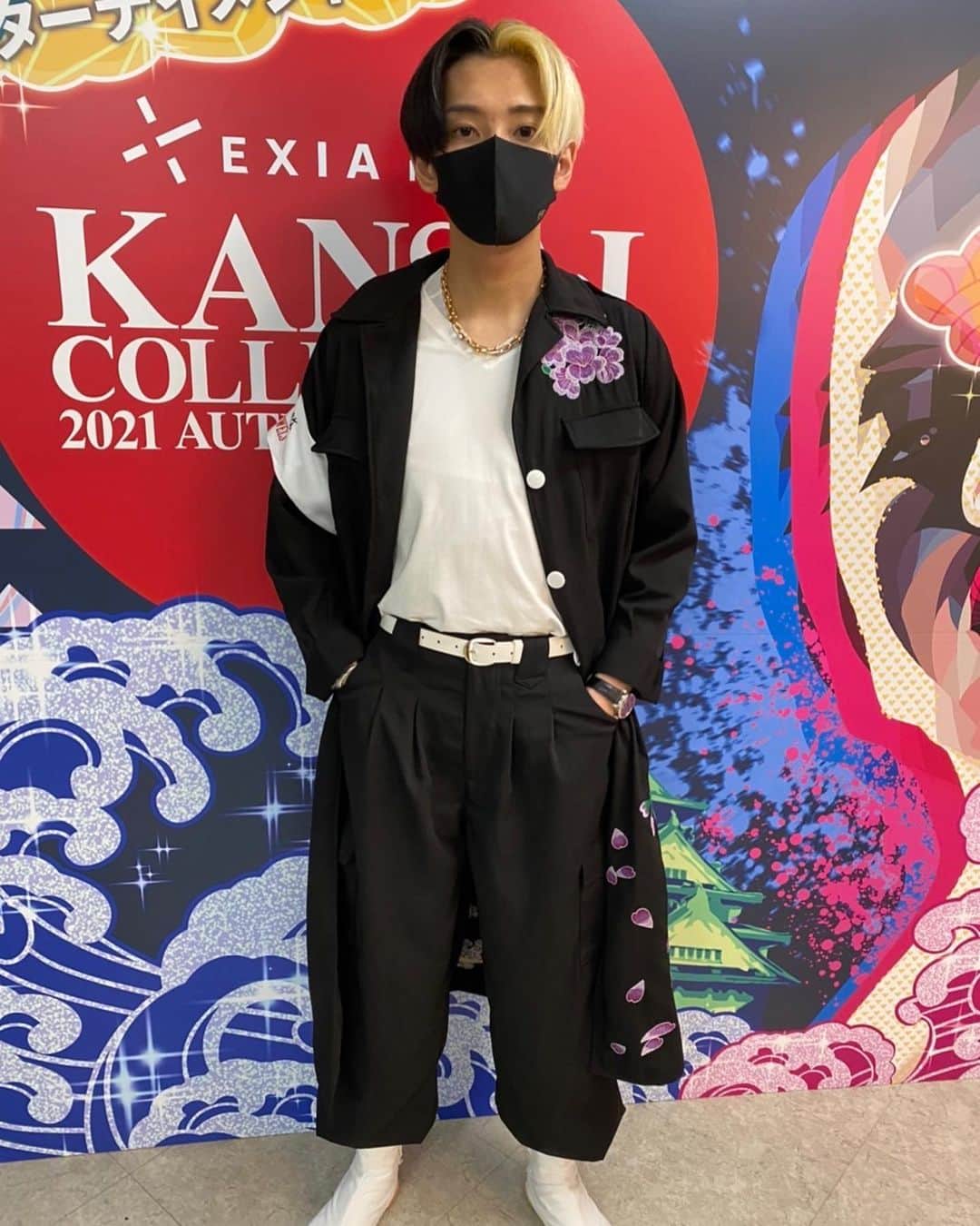 Hikaru（ヒカル）さんのインスタグラム写真 - (Hikaru（ヒカル）Instagram)「人生で初めて特攻服着ました。 東京卍リベンジャーズ感あって素敵な衣装でした！  幸せな時間をありがとう😌」9月6日 17時33分 - tadanokarisuma