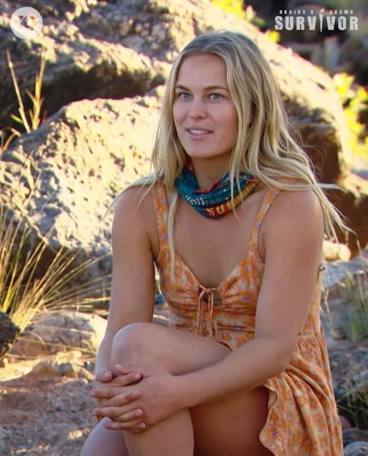 フェリシティー・パルマティアーのインスタグラム：「DAY 45. Must. Win. Immunity. @survivorau #survivorau #survivor」