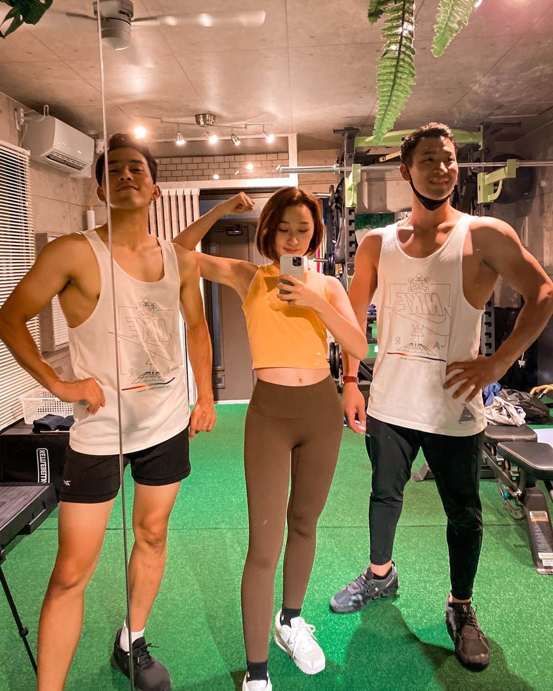 のインスタグラム：「楽しかったトレーニング🏋🏻‍♀️❤️ 1枚目、崇人、見えてはいけないものが見える。 2枚目、崇人、散々写真撮らされた挙句に最後文句言われる。  今日も平和です🙋🏼‍♀️🙋🏼‍♀️🙋🏼‍♀️  #ゴルフ女子 #ゴルフ男子 #ゴルフコーデ #スポーツ女子  #ゴルフウェア #スポーツ #golf #골프 #골프스타그램 #골프장 #라운드 #골프스윙 #골프사랑 #골프레슨 #아이언샷 #스크린골프  #トレーニング #トレーニング女子 #筋トレ #筋トレ女子 #golfstagram #golfswing #girlsgolf #golfer」