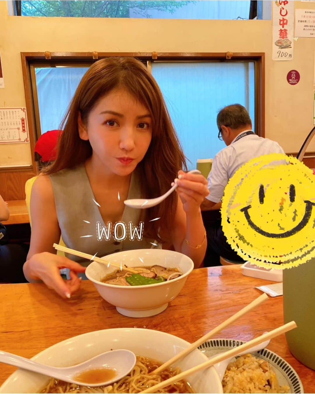 美香さんのインスタグラム写真 - (美香Instagram)「夏の思い出① #ラーメン #ちょろり  #恵比寿 チャーハン美味しかった😋」9月6日 19時53分 - mikaofficial99