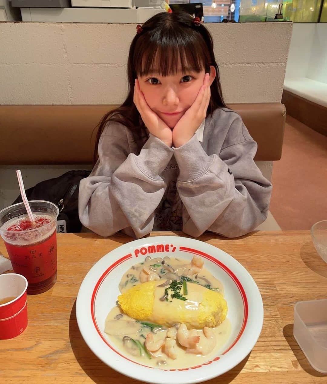 長澤茉里奈さんのインスタグラム写真 - (長澤茉里奈Instagram)「オムライス食べた🍜🍜」9月6日 20時05分 - marinanagasawa1008