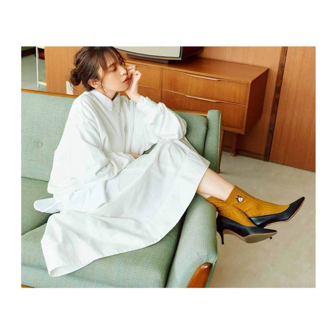 宮田聡子のインスタグラム：「お次は靴下〜‼︎🧦🐈🐈 3色展開で記事にこだわりました。しっかりとした厚いリブの生地に、さらにつま先と踵はすこしもふもふしてて暖かいです🥰 すごく可愛くできたので、ぜひぜひチェックしてください🧦🐈  https://www.felissimo.co.jp/iedit/wk46200/?iid=sp_id_sdc09_210903_MIYATASATOKO」
