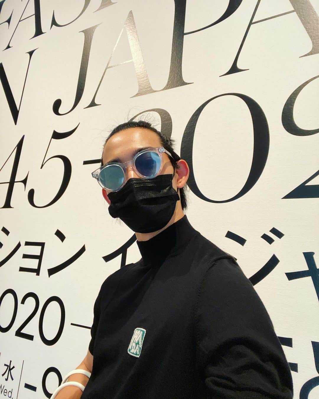 竜星涼のインスタグラム：「80年代、華やか。いいね。  #fashioninjapan  #1945_2020」