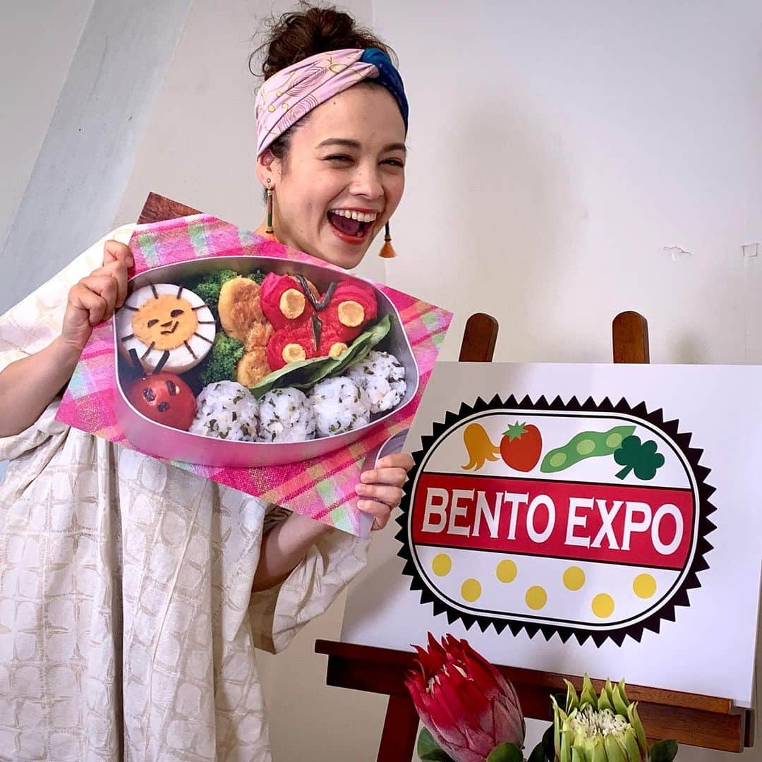 仲川希良のインスタグラム：「毎週火曜日のお昼はBENTO EXPO 7日の放送は「世界のキャラ弁」特集です！ ・ これまでは見ているだけだった私も……なんと！キャラ弁作りに挑戦してみましたよ〜！！ ・ BENTO maker が工夫をこらしたアーティスティックなお弁当の数々 どうぞお楽しみください！ ・ ・ NHK「BENTO EXPO」 9月7日(火曜) お昼12:20〜です！ ・ ・ #📺 #🍱 #bentoexpo」