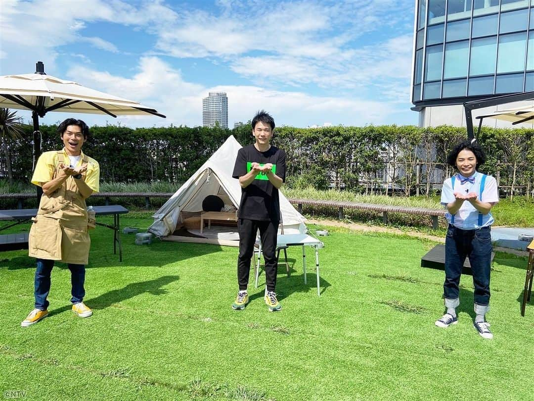 ZIP!さんのインスタグラム写真 - (ZIP!Instagram)「ZIP!ファミリー大阪NSC軍団が集結 in 夏キャンプ‼️ 自宅でできるキャンプ飯で夏を満喫🏕😆 濱家さんの見事な包丁さばきも見られる👀❓ さらにそれぞれの思い出トークで大盛り上がり🤣🤣🤣  #明日のZIP! #ZIP特集 #夏キャンプ #NSC #思い出 #かまいたち濱家  #たけだバーベキュー #くぼてんき #ZIP!🎀」9月7日 16時58分 - ntvzip