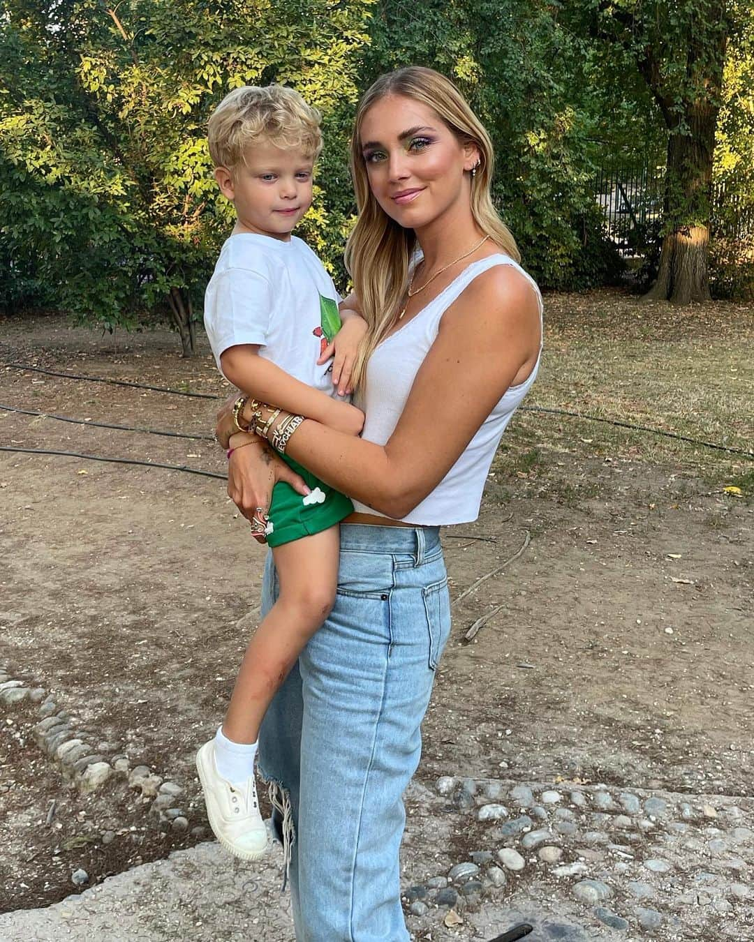 キアラ・フェラーニさんのインスタグラム写真 - (キアラ・フェラーニInstagram)「Park time with Leo ❤️」9月7日 17時16分 - chiaraferragni