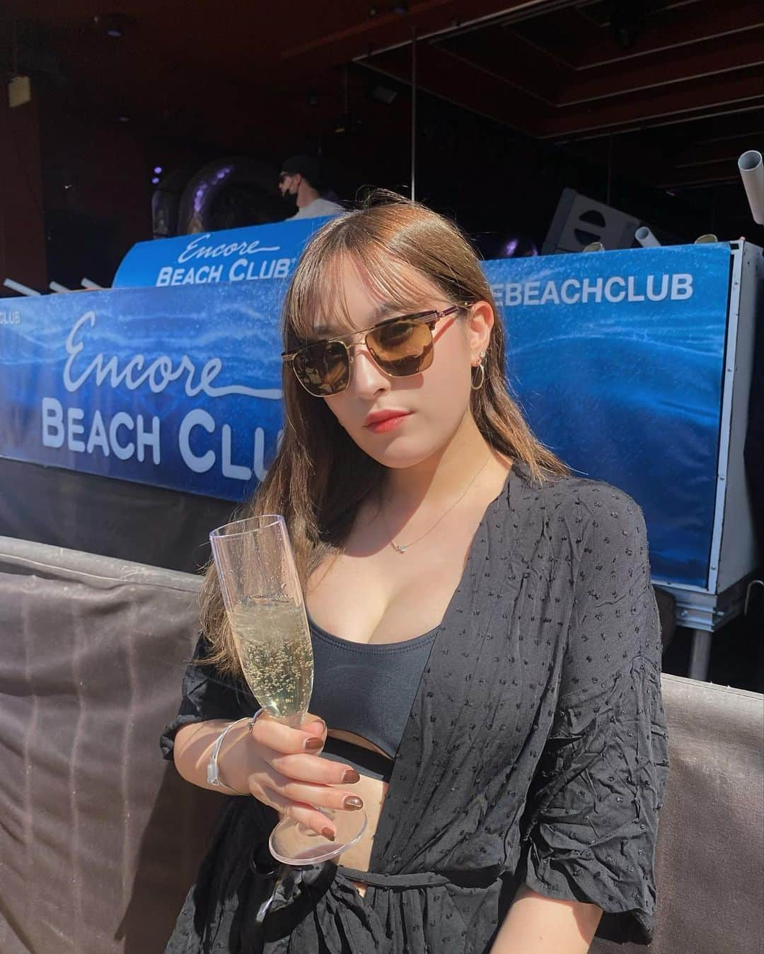 平田梨奈さんのインスタグラム写真 - (平田梨奈Instagram)「@thechainsmokers at the Encore Beach Club 💙   #thechainsmokers #chainsmokers #encore #encorebeachclub  #ザチェインスモーカーズ」9月7日 11時57分 - hirari_official